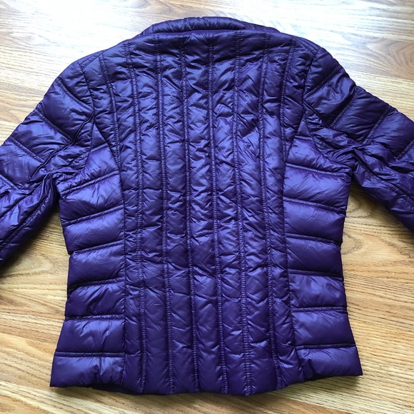 Laundry By Shelli Segal Puffer - Picture 3 of 3